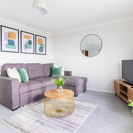 Wow! Seaview Beach Apartment Sleeps 6-Free Parking Bournemouth Exterior foto